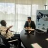 Adriano apoia luta dos servidores públicos estaduais