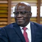 Joaquim Barbosa declara voto em Haddad