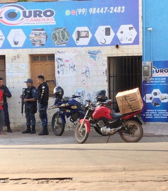 PM apreende urnas transportadas em moto sem placa no MA