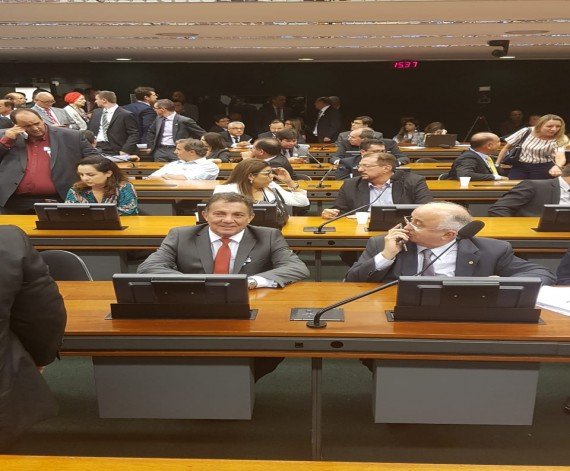 Tema agradece parlamentares pela aprovação do 1% no FPM na Câmara Federal