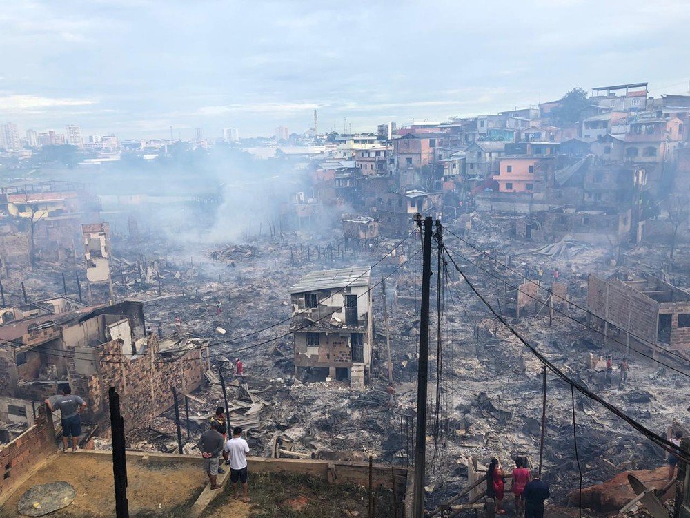 Vazamento de gás  causa tragédia e destruição em Manaus