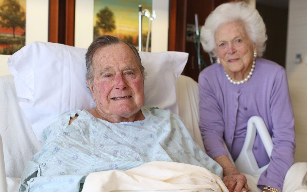 Ex-presidente dos EUA George H.W. Bush morre aos 94 anos