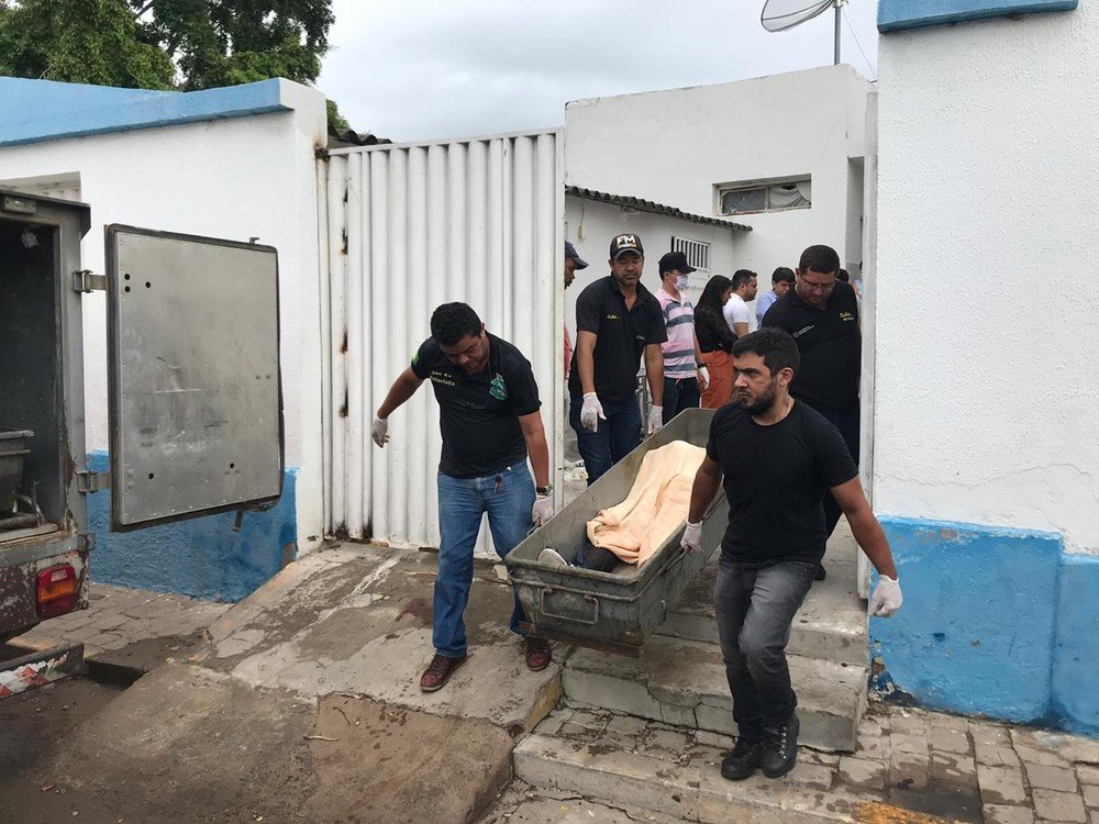 Tentativa de assalto a bancos com reféns deixa 12 mortos após tiroteio com a polícia no Ceará