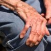 Mal de Parkinson, Proposta garante medicação e tratamento para portadores