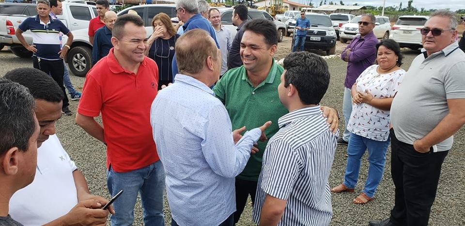 Prefeito Toinho Patioba, em Parnarama  atendendo convite do vice-governador e prefeito Raimundinho Silveira