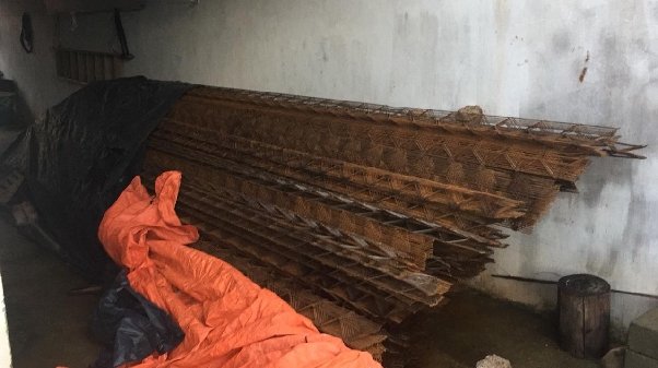 Polícia encontra carga de ferro roubada escondida numa casa localizada no Loteamento Tarumã em Presidente Dutra