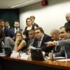Relator apresenta parecer favorável à admissibilidade da reforma da Previdência; veja como foi a sessão