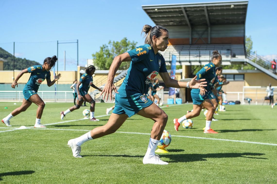 Copa do Mundo Feminina: Brasil vai a campo neste domingo sem Marta