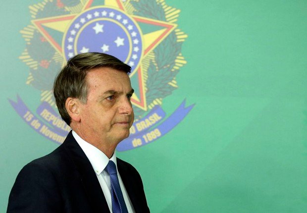 Sem crédito suplementar, suspenderemos pagamento a idosos no dia 25, diz Bolsonaro