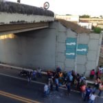 Motociclista cai de viaduto após bater em mureta em Imperatriz, no MA