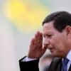 Mourão indica que navio é origem do petróleo que atinge Nordeste