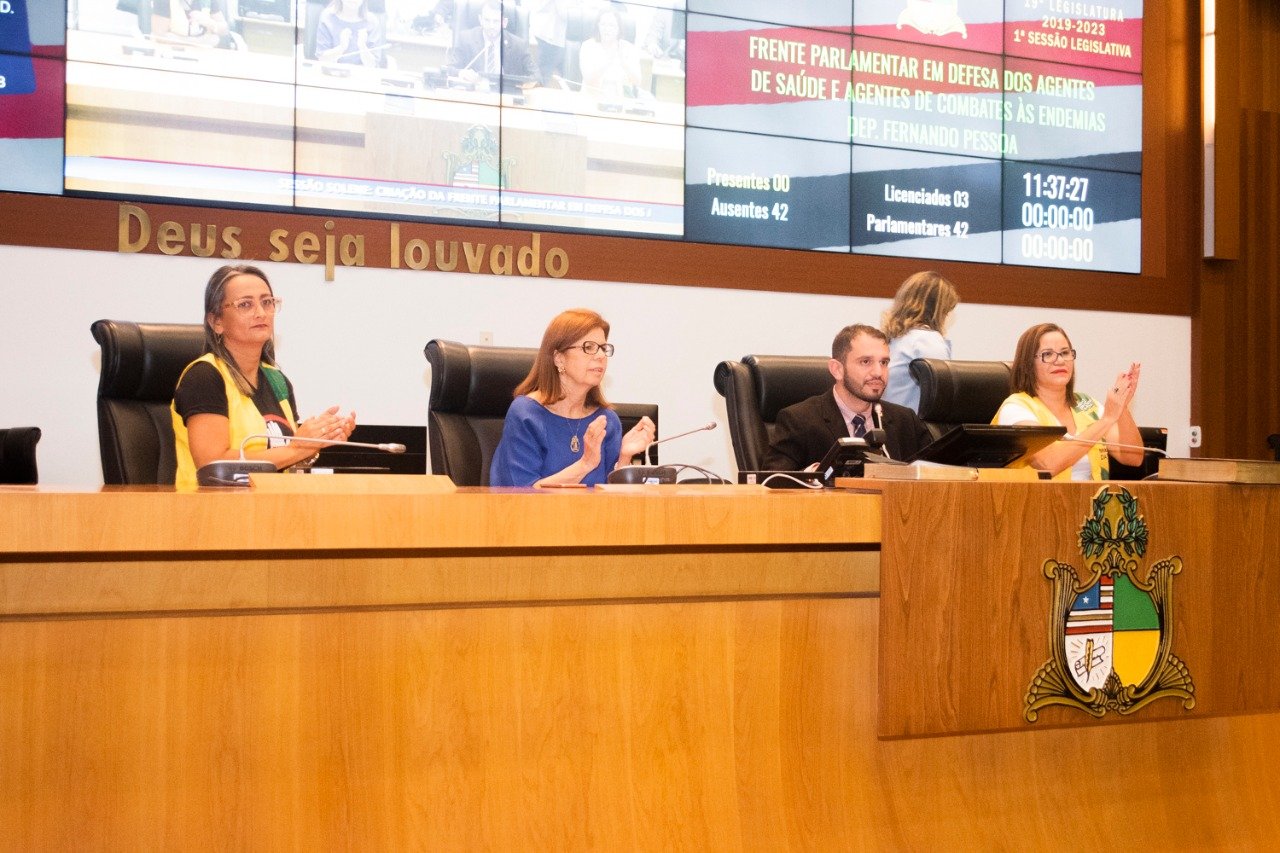 Fernando Pessoa preside sessão solene em homenagem a agentes de saúde e de endemias