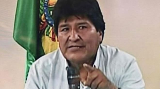 Após 13 anos no poder, Evo Morales renuncia à Presidência da Bolívia