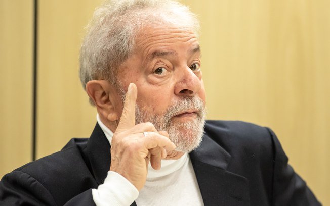Com a decisão do STF ex-presidente Lula é um dos beneficiados e poderá deixar a cadeia