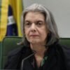 Cármen Lúcia manda TRF4 soltar presos por condenação em 2ª instância
