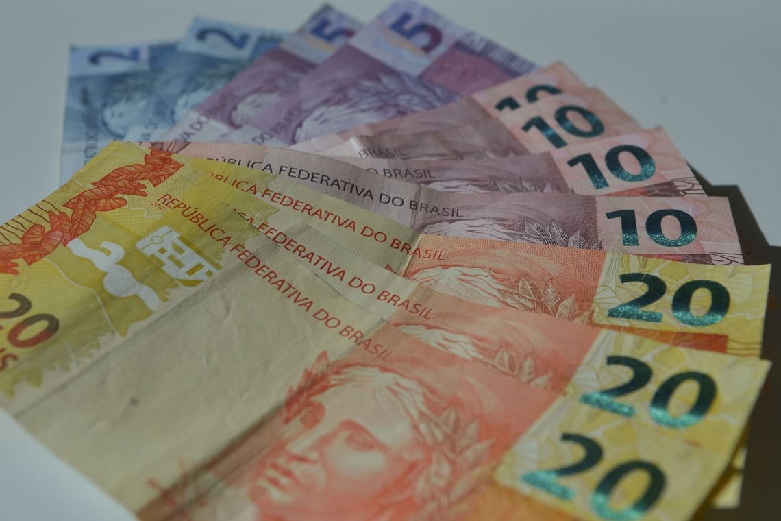 Salário mínimo para 2020 será R$ 1.031