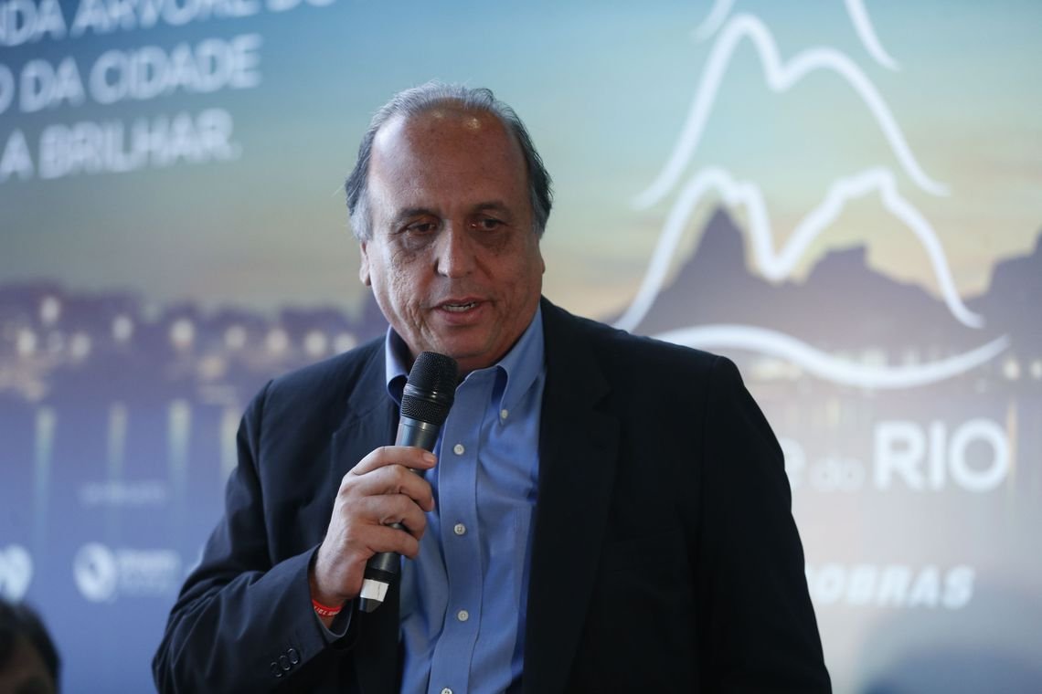 STJ manda soltar Pezão, ex-governador do Rio preso há um ano