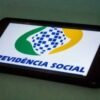 Beneficiário deve manter dados de contato atualizados junto ao INSS, pode ser pela internet ou telefone