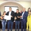 Daniella Tema participa do ato de entrega de escrituras de terras a famílias de Tuntum