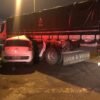 CAMINHONEIRO DIRIGE BÊBADO NA BR-060 E CAUSA ACIDENTE, EM GO