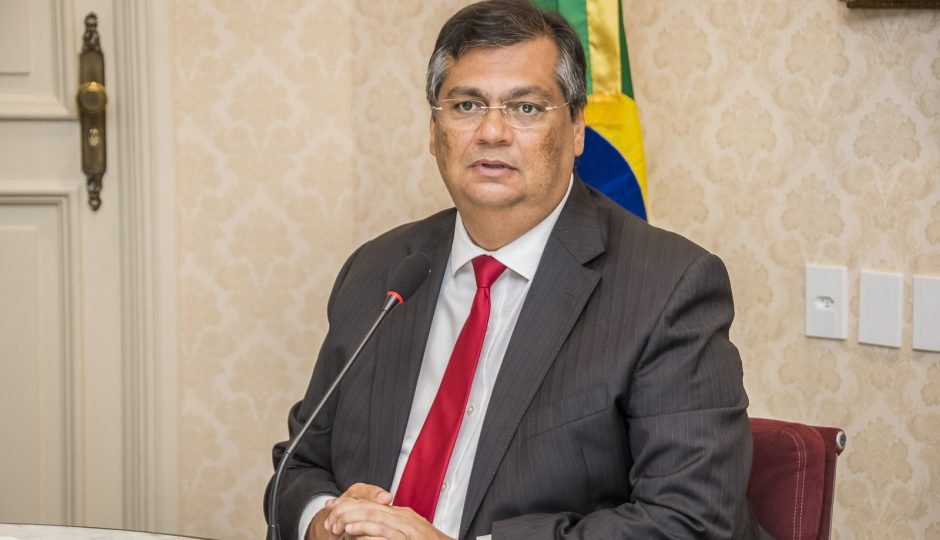 Governador Flávio Dino divulga o primeiro caso de coronavírus no  estado