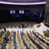 Deputados têm despesa de R$ 1,5 mi com combustível na quarentena