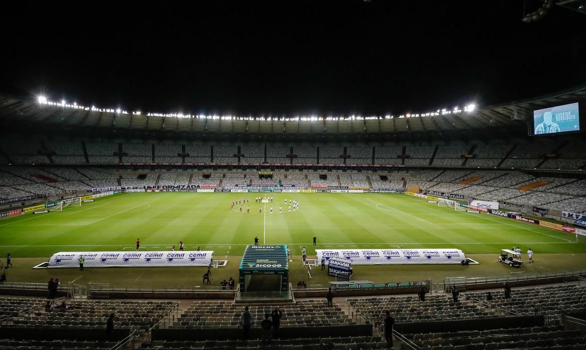 Atlético Mineiro e Flamengo neste domingo (8), no Estádio do Mineirão, em Belo Horizonte