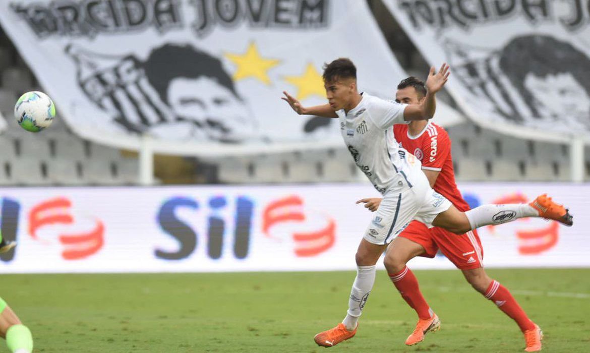 Santos vence Inter por 2 a 0 na ViIa Belmiro Inter