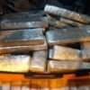 Polícia apreende mais de 70 tabletes de maconha em ônibus na BR-316 Município de Caxias MA