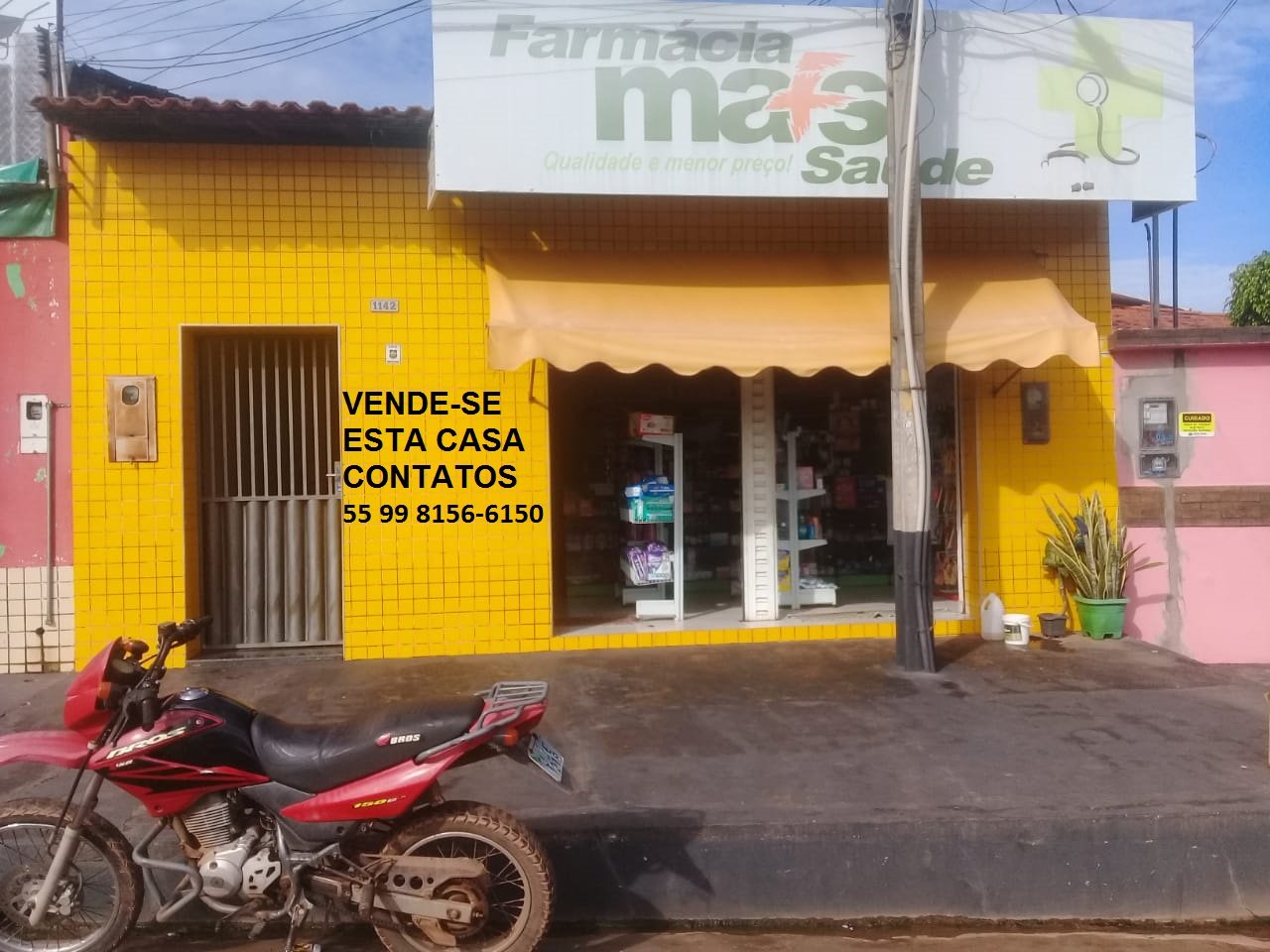 VENDE-SE UMA CASA COM UM PONTO COMERCIAL NO CENTO DE GONÇALVES DIAS