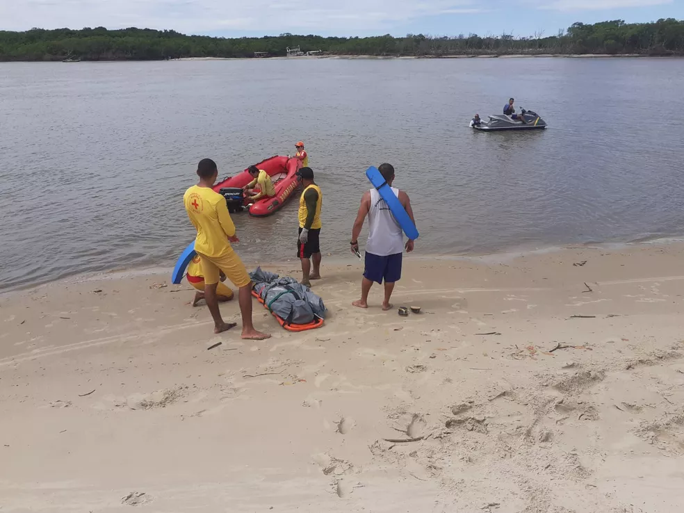 Corpo de homem foi encontrado na praia de Carimâ na Raposa