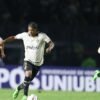 Vasco goleia Náutico para se manter no G4 da Série B