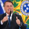 Em Gonçaalves Dias apoiadores de Bolsonaro fazem grande carreata e adesivaço neste Domingo dia 11 de setembro