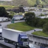 Caminhoneiros fecham estradas no Rio após vitória de Lula