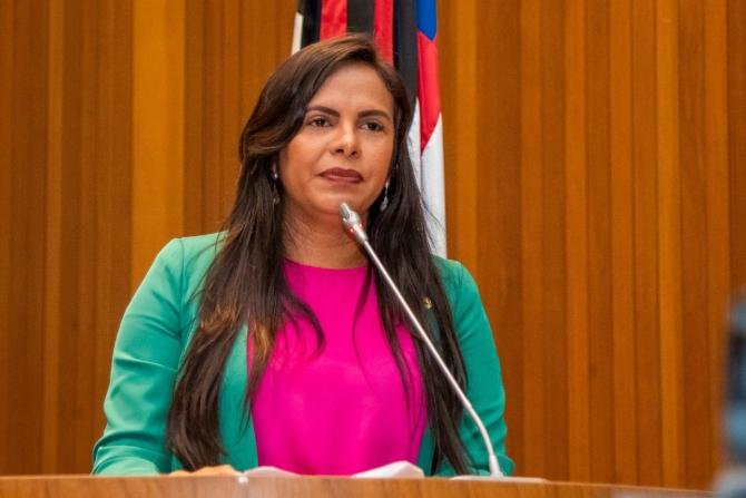 Ana do Gás agradece reeleição e destaca crescimento da bancada feminina na Assembleia