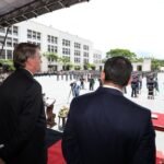 Presidente Bolsonaro participa de formatura de cadetes na Aman