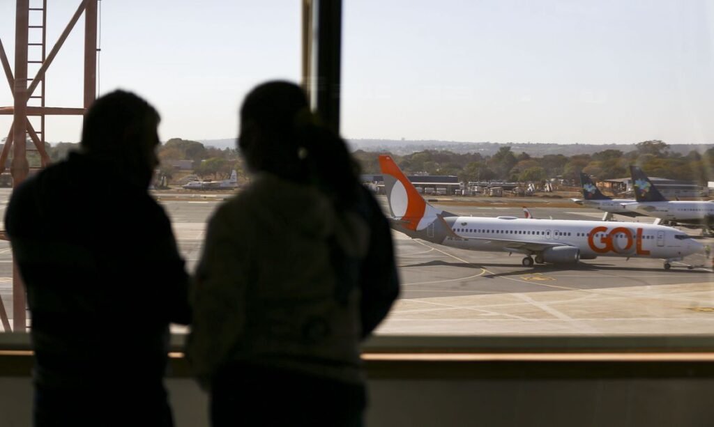 Sindicato dos Aeronautas mantém início da greve nesta segunda (19)