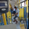 Assaltante de coletivo é surpeendido com um tiro e morre dentro do ônibus em São Luís