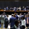 Piso salarial de enfermagem é aprovado em comissão especial da Câmara