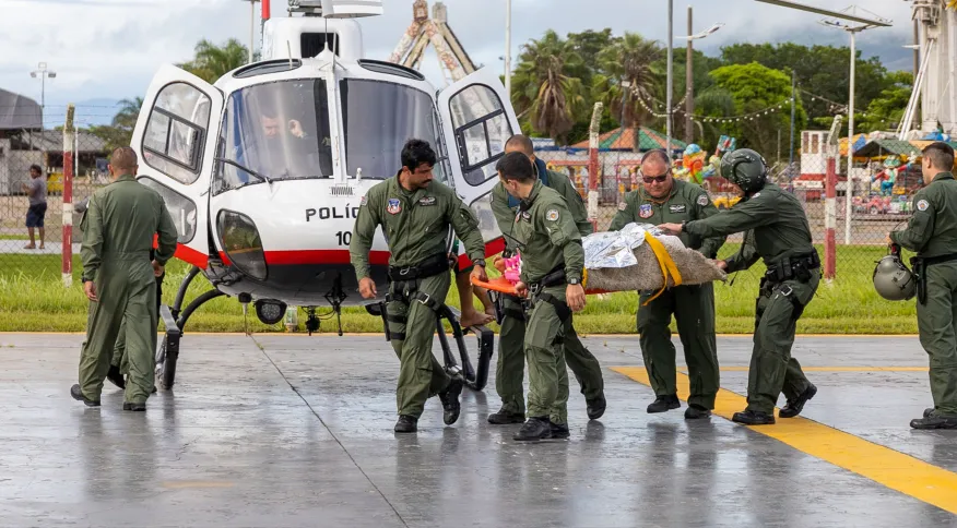 Lula e ministros visitam áreas afetadas pelas chuvas em SP nesta segunda (20)