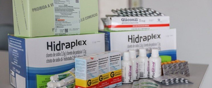 Governo entrega kits de medicamentos para municípios atingidos por desastres naturais