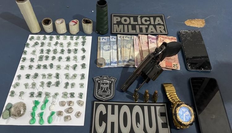 POLICIAIS DO BPCHOQUE PRENDEM ACUSADO COM ARMA E ENTORPECENTES EM ICATU/MA
