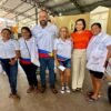 Carrinhos do ‘Mais Renda’ são entregues por Roberto Costa para mulheres de Bacabal
