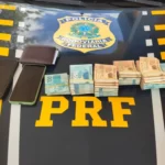 Com passagens pela polícia, homem é preso transportando mais de R$ 54 mil em espécie na BR-135 em São Luís