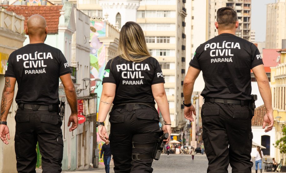 Lula veta licenças, indenizações e aposentadoria integral a policiais civis