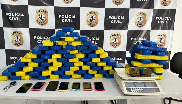 POLÍCIA CIVIL PRENDE 100 KG DE MACONHA E PRENDE CINCO PESSOAS