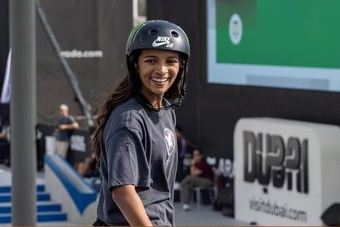 Rayssa Leal e Felipe Gustavo vão às semifinais do skate street no Pro Tour de Dubai