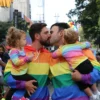 Com música e alegria, Parada LGBT+ de SP chama atenção para a política