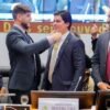 Assembleia condecora ministro André Fufuca com Medalha Manuel Beckman