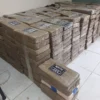 PRF apreende uma tonelada de drogas em caminhão no Rio de Janeiro